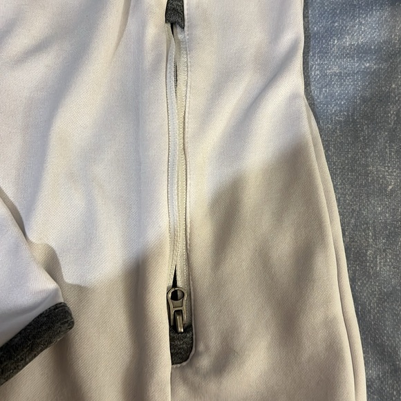 Champion pull over shirt - Picture 5 of 7